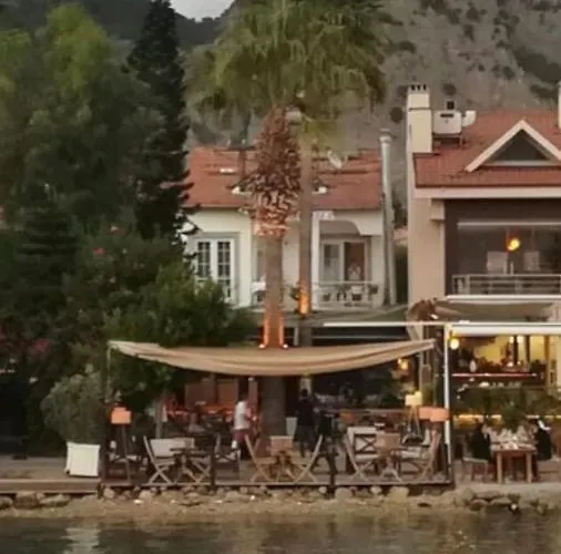 Goecekinn ホテル *