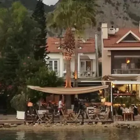 Goecekinn فندق *